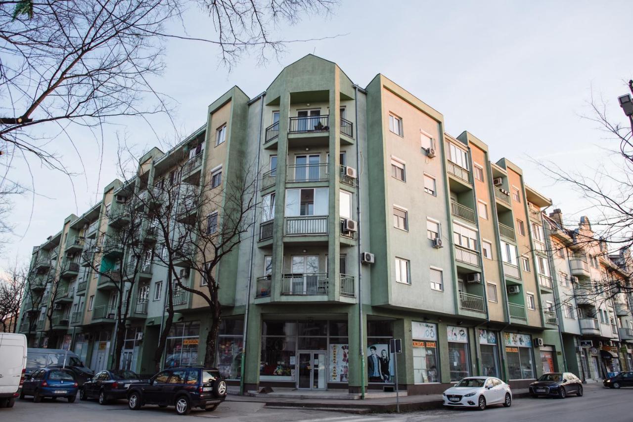 Dill 2 Apartmants Subotica Exteriör bild