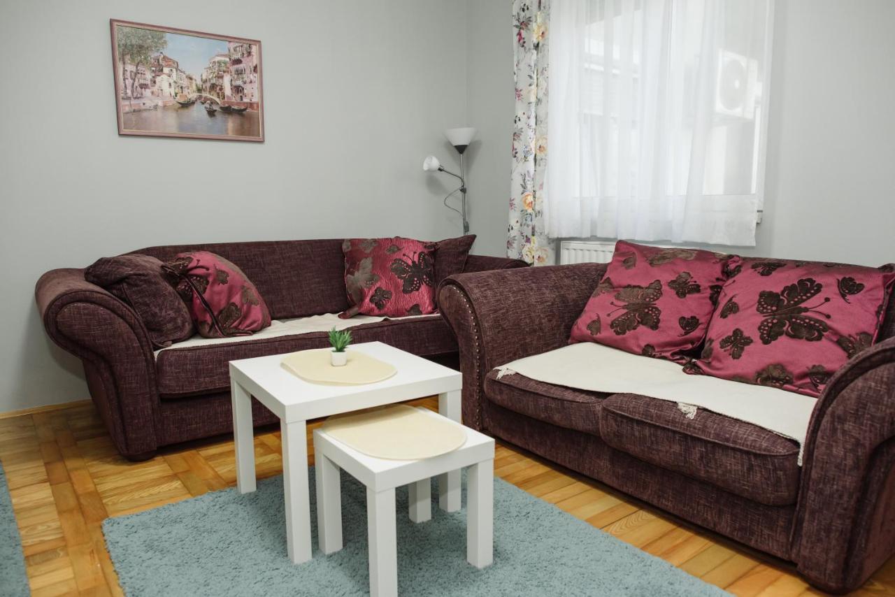 Dill 2 Apartmants Subotica Exteriör bild