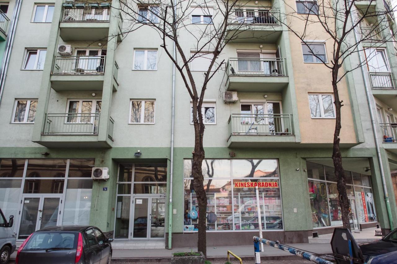 Dill 2 Apartmants Subotica Exteriör bild